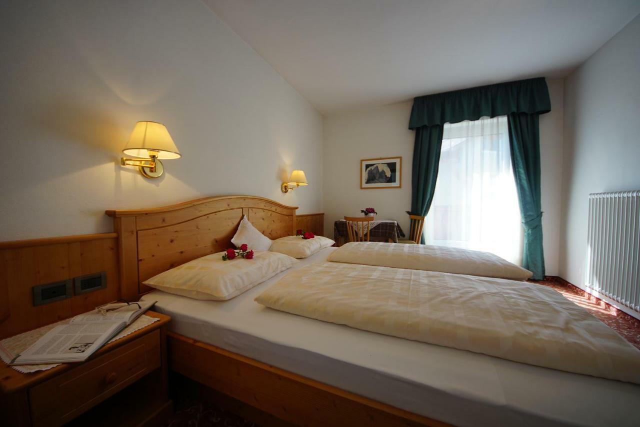 Garni Flurida Bed & Breakfast Badia  Ngoại thất bức ảnh